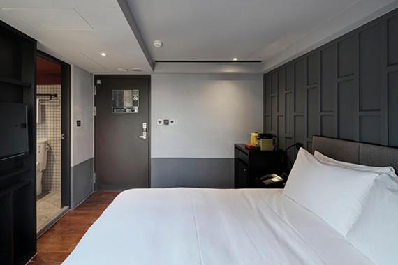 Reddot Hotel Taichung Exteriör bild